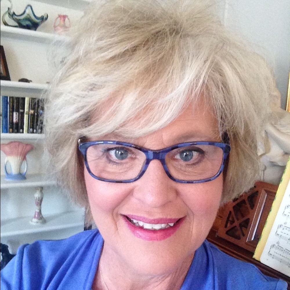 Meet your Posher, Teresa